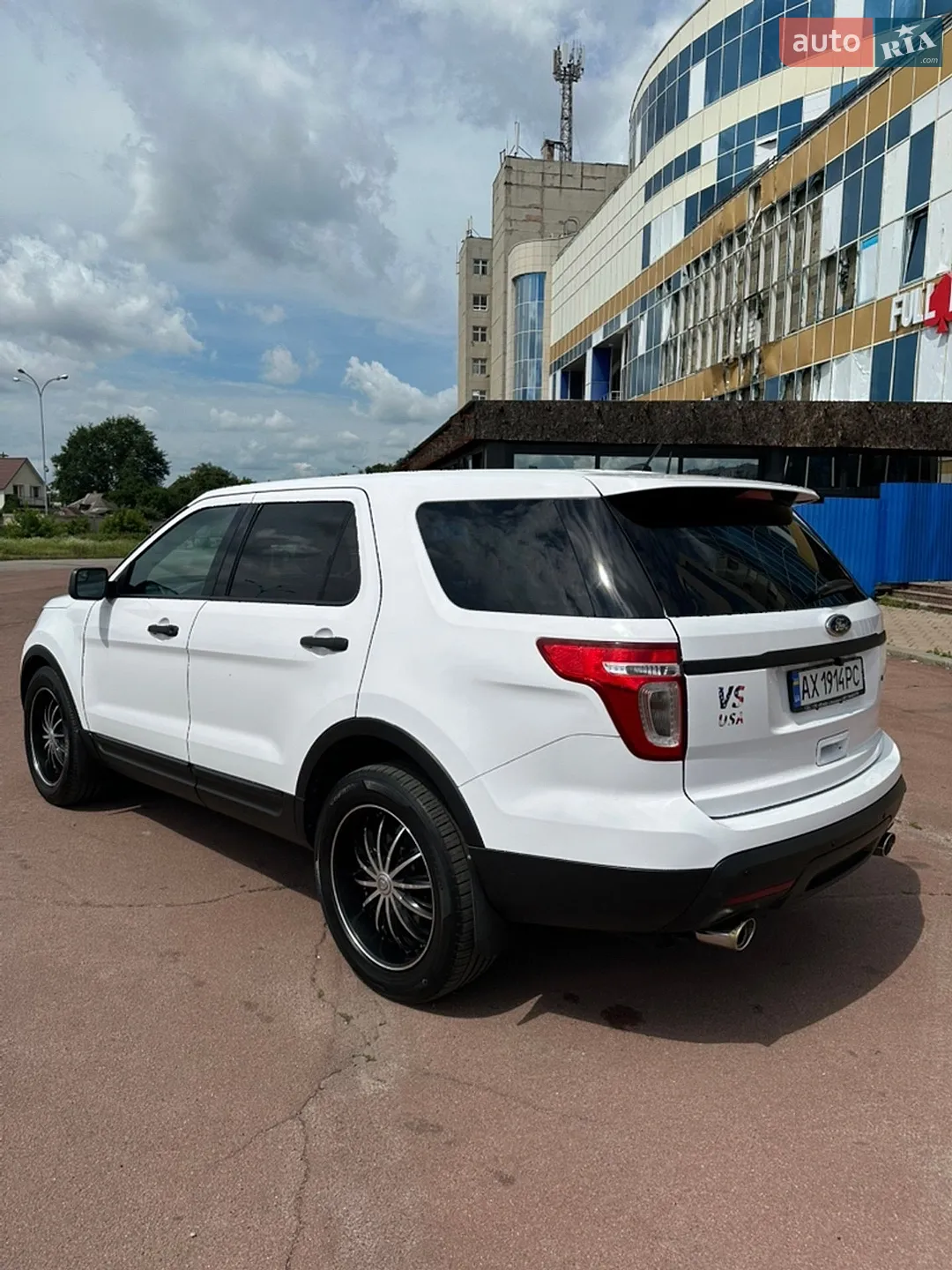 2013 Ford Explorer - мініатюра 4
