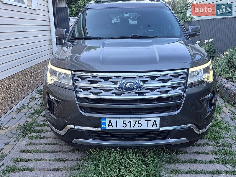 Внедорожник / Кроссовер Ford Explorer 2018 в Чечельнике