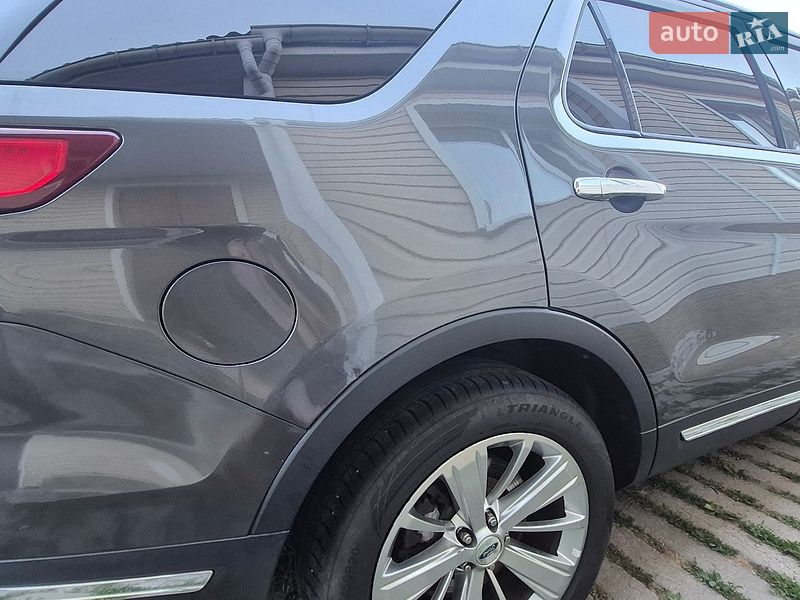 Внедорожник / Кроссовер Ford Explorer 2018 в Чечельнике