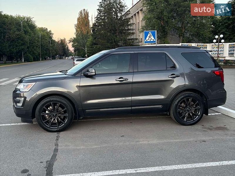 Внедорожник / Кроссовер Ford Explorer 2017 в Днепре