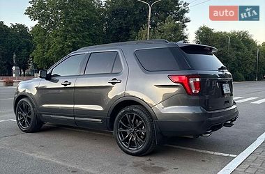 Внедорожник / Кроссовер Ford Explorer 2017 в Днепре