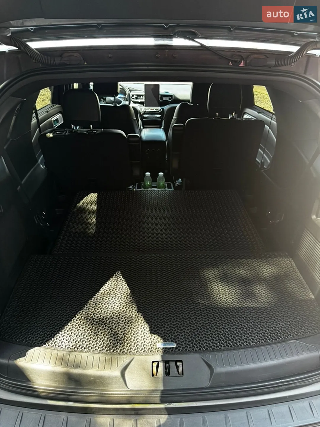 2020 Ford Explorer - мініатюра 14