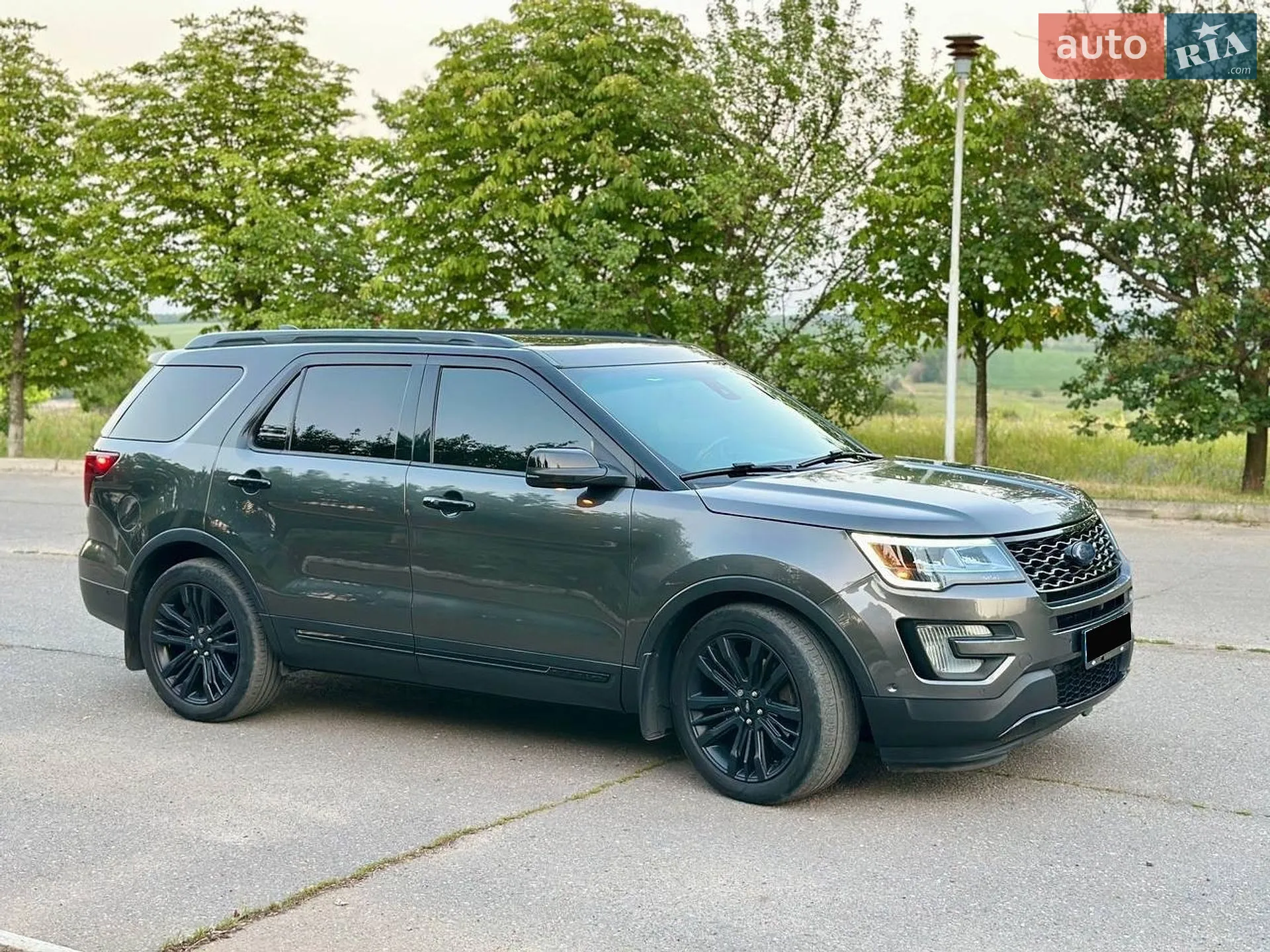 2016 Ford Explorer - мініатюра 3