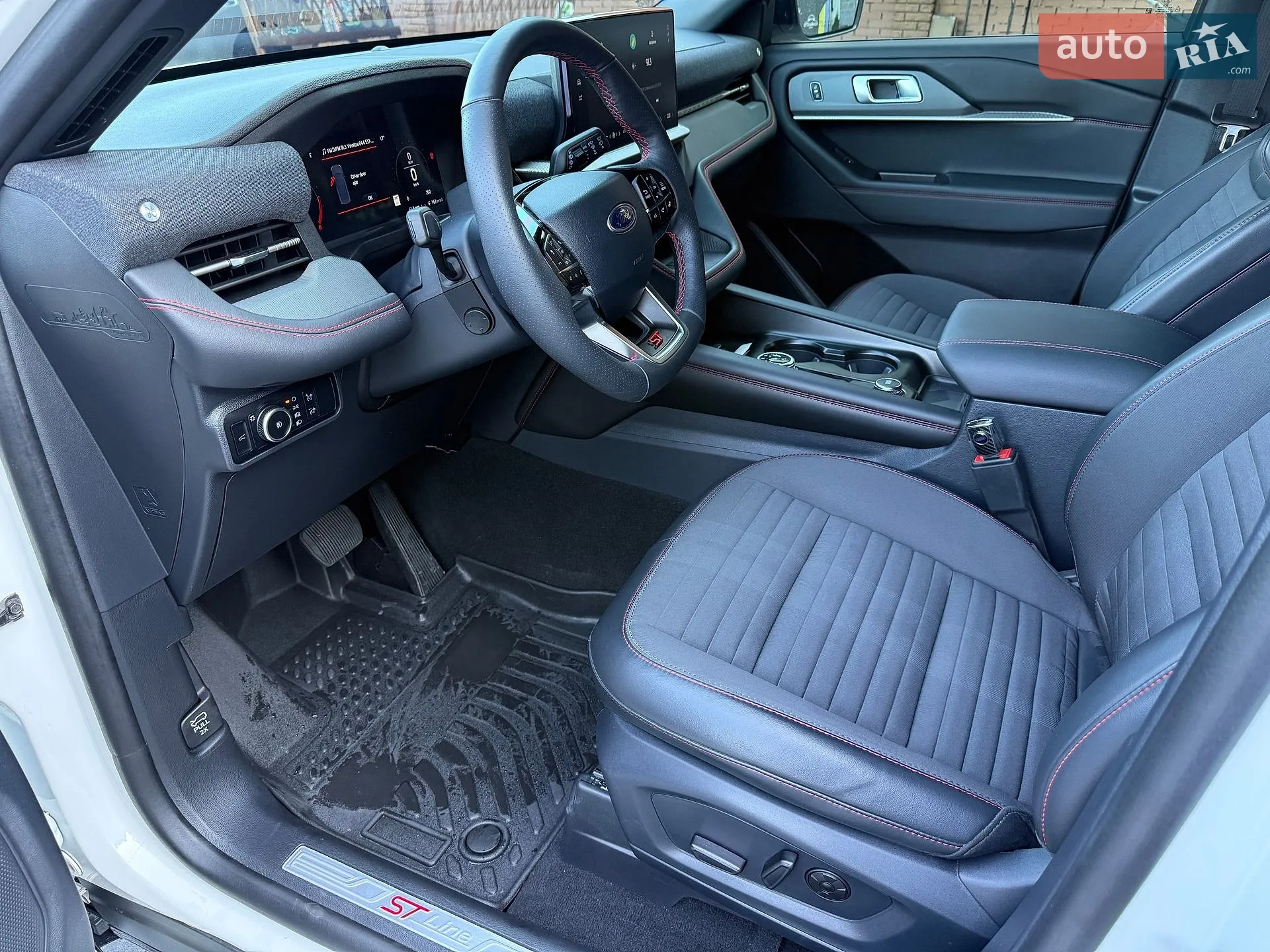 2024 Ford Explorer - мініатюра 2