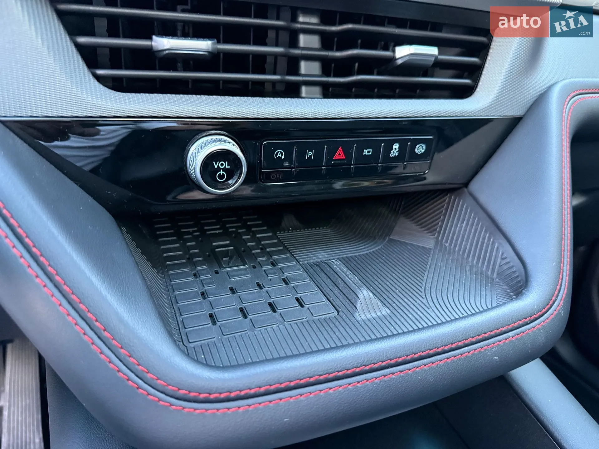 2024 Ford Explorer - мініатюра 93