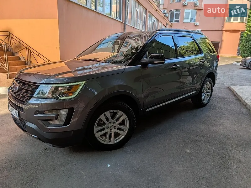 Ford Explorer