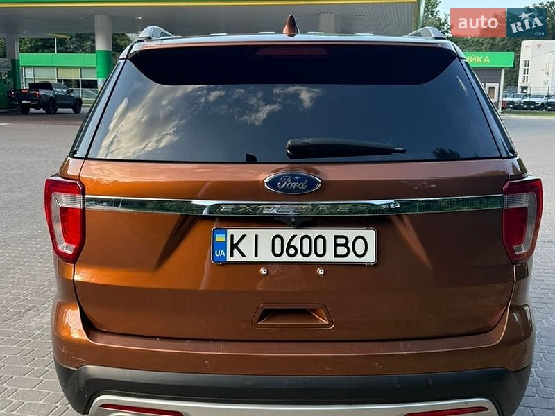 Позашляховик / Кросовер Ford Explorer 2017 в Києві