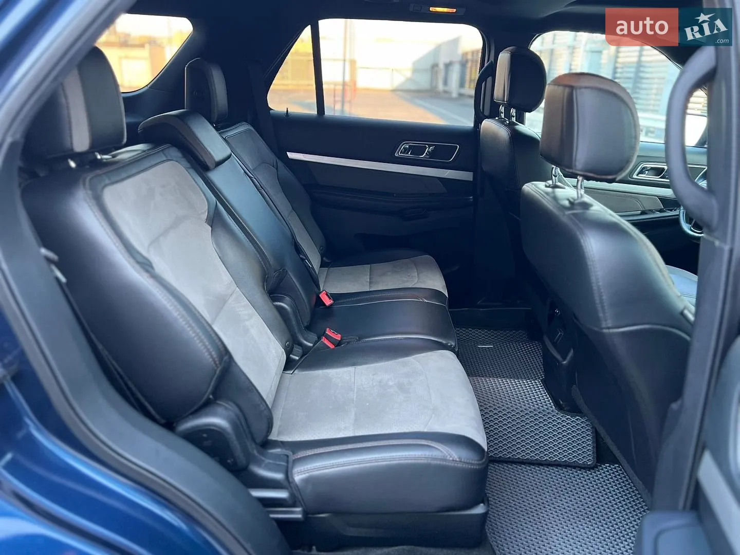 2018 Ford Explorer - мініатюра 29