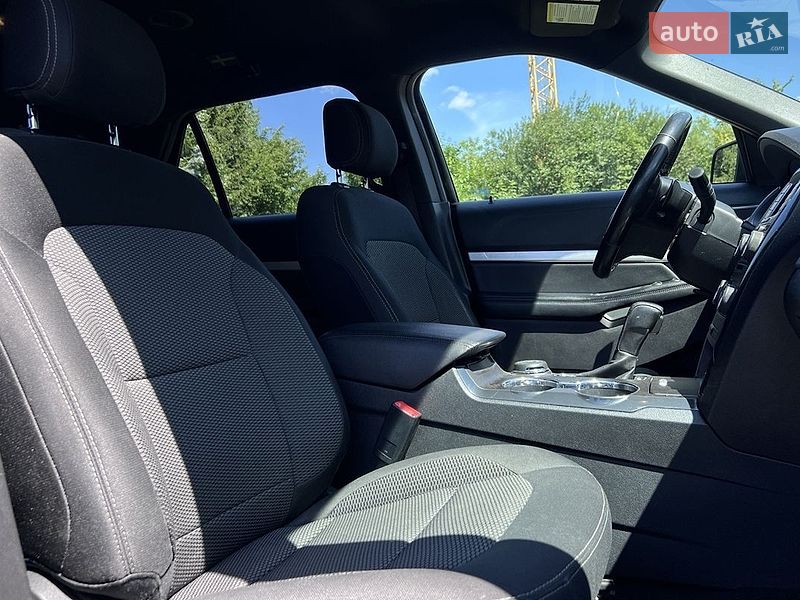 Внедорожник / Кроссовер Ford Explorer 2017 в Львове фото 23 Внедорожник / Кроссовер Ford Explorer 2017 в Львове