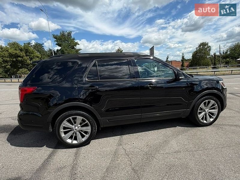 Внедорожник / Кроссовер Ford Explorer 2017 в Чернигове