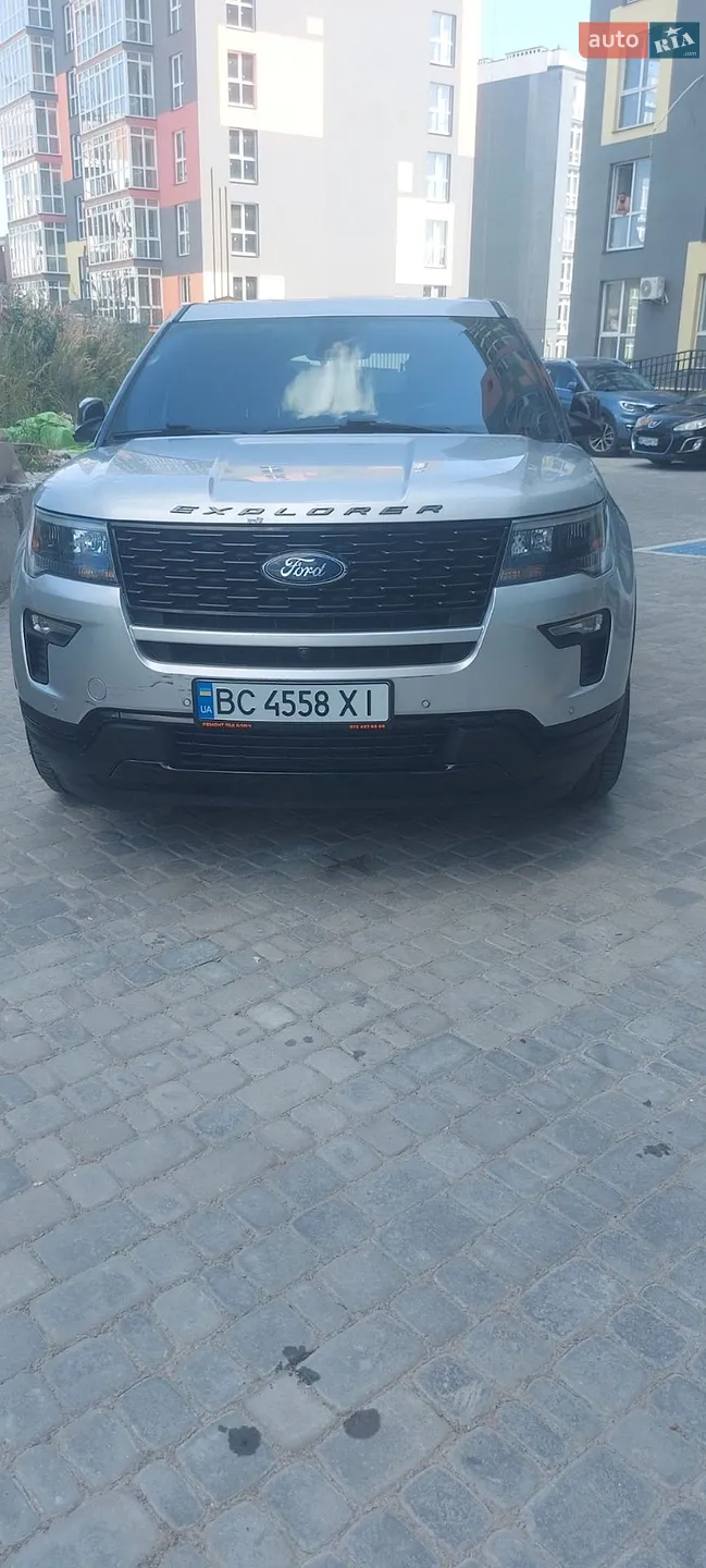 2019 Ford Explorer - фото 1