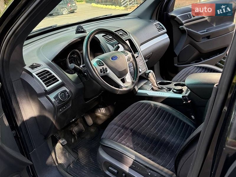 Внедорожник / Кроссовер Ford Explorer 2013 в Черноморске фото 11 Внедорожник / Кроссовер Ford Explorer 2013 в Черноморске