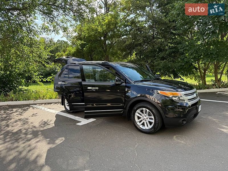 Внедорожник / Кроссовер Ford Explorer 2013 в Черноморске фото 9 Внедорожник / Кроссовер Ford Explorer 2013 в Черноморске