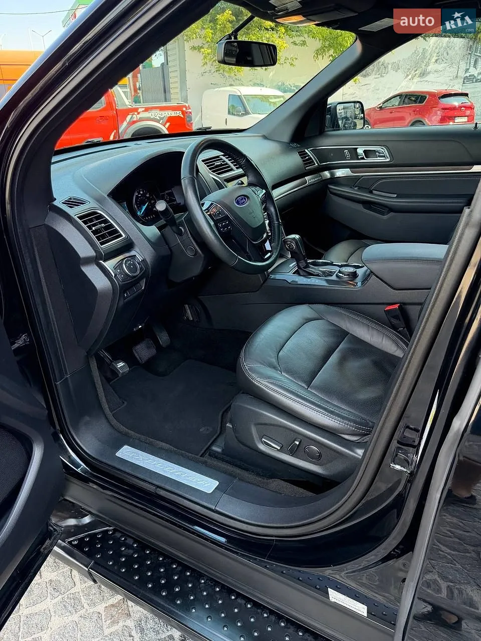 2018 Ford Explorer - мініатюра 20