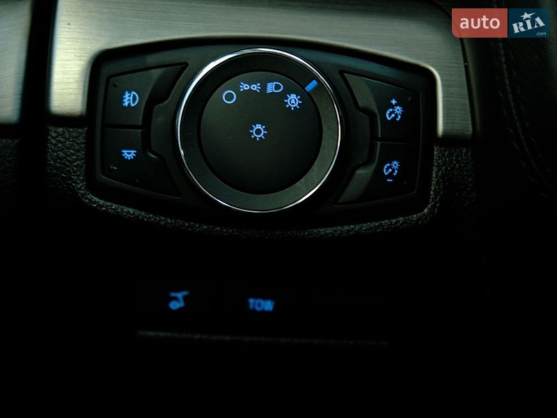 Внедорожник / Кроссовер Ford Explorer 2017 в Одессе