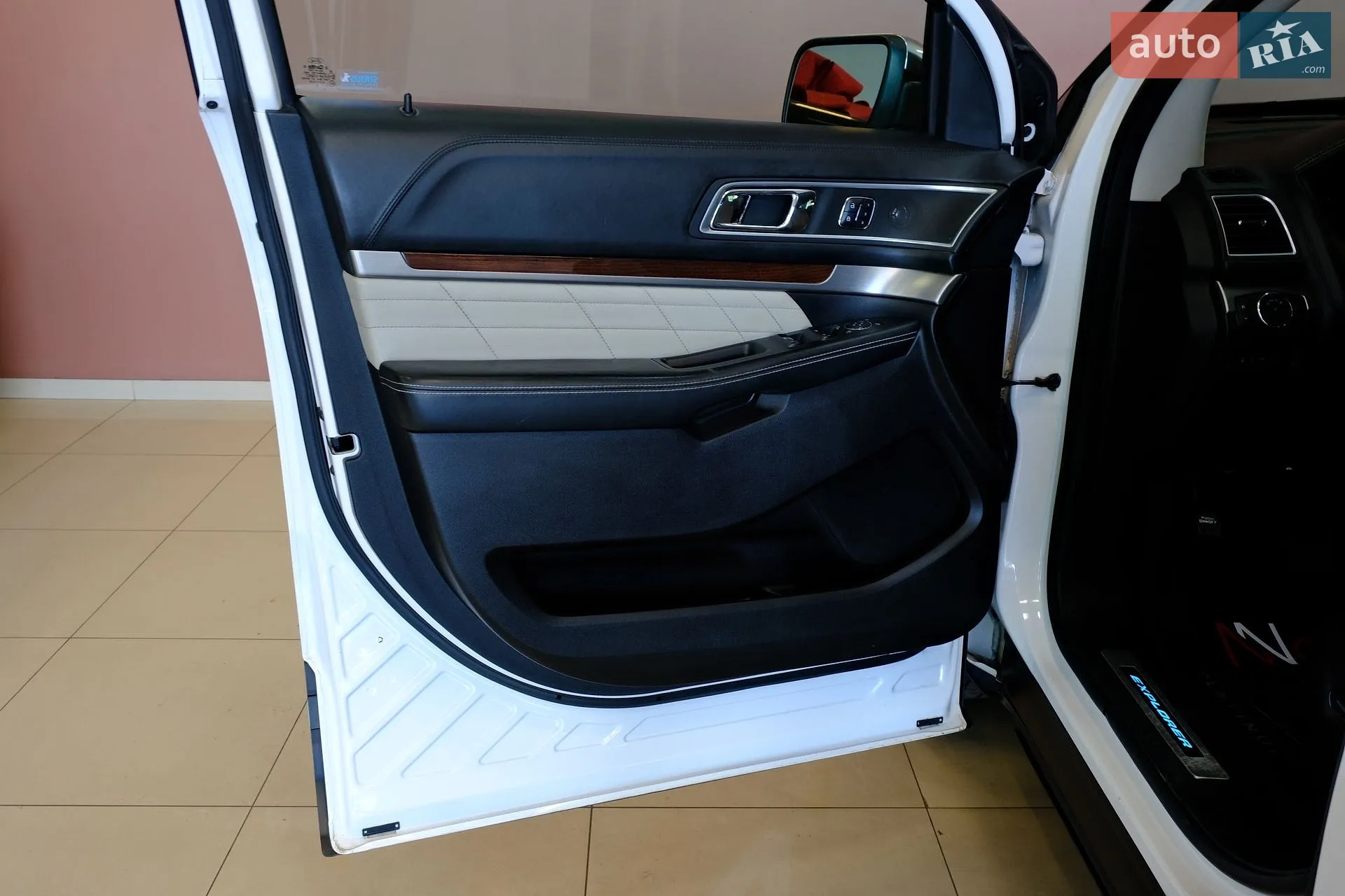 2017 Ford Explorer - мініатюра 30