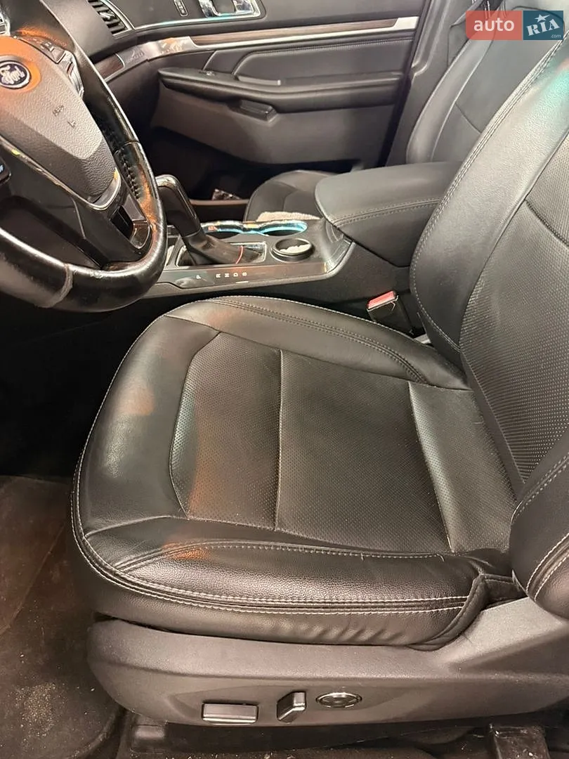 2015 Ford Explorer - мініатюра 9
