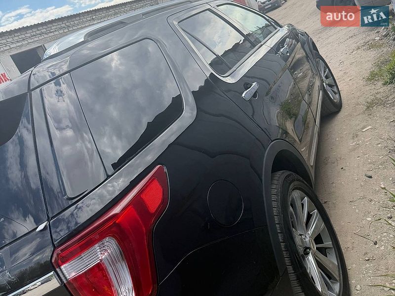 Позашляховик / Кросовер Ford Explorer 2017 в Харкові
