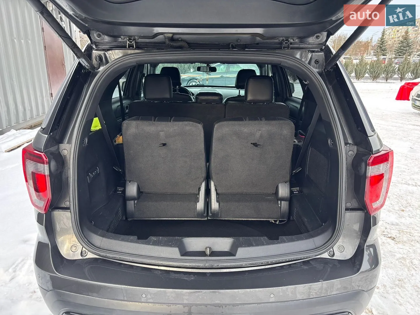 2017 Ford Explorer - мініатюра 33