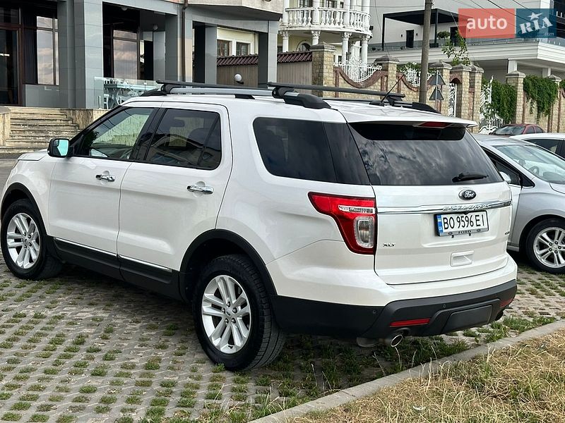 Позашляховик / Кросовер Ford Explorer 2013 в Тернополі