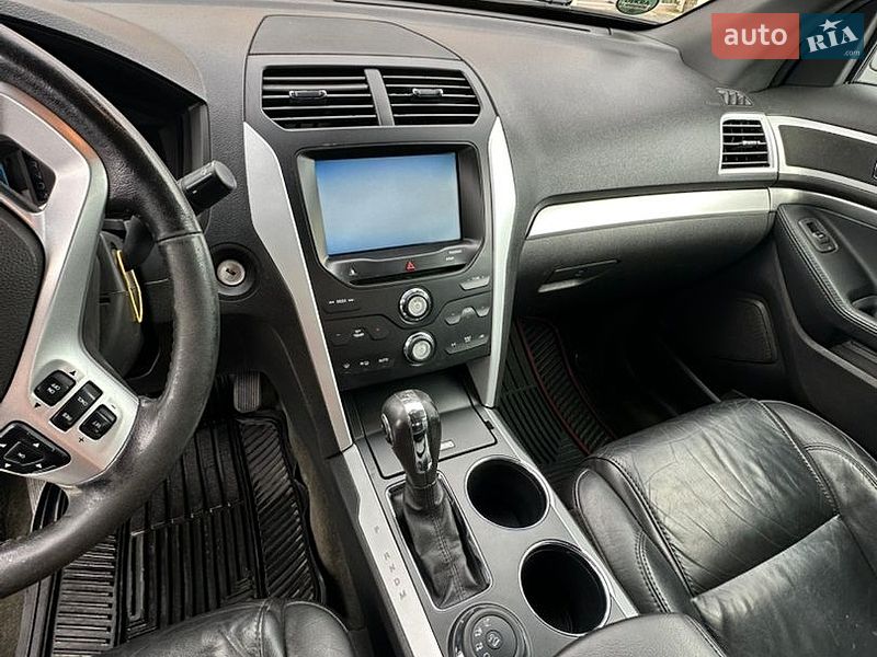 Позашляховик / Кросовер Ford Explorer 2013 в Тернополі