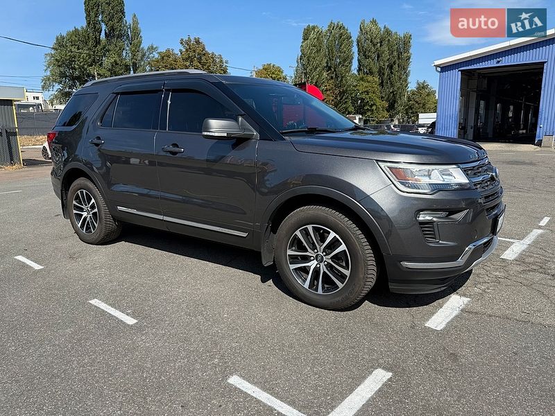 Позашляховик / Кросовер Ford Explorer 2018 в Києві