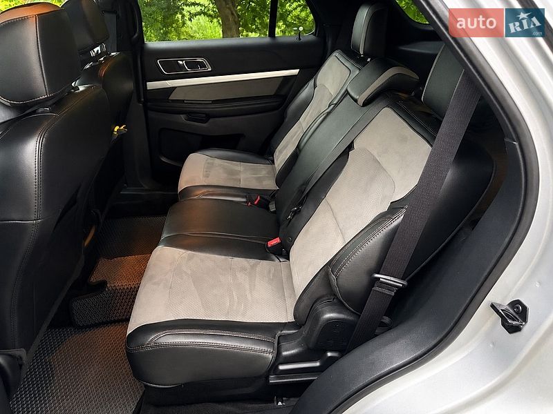 Позашляховик / Кросовер Ford Explorer 2017 в Володимирі фото 7 Позашляховик / Кросовер Ford Explorer 2017 в Володимирі