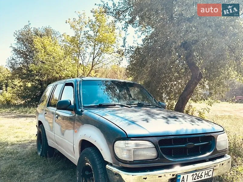 Ford Explorer