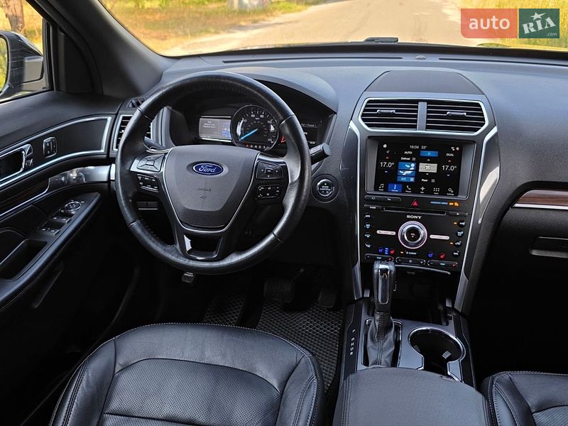 Позашляховик / Кросовер Ford Explorer 2017 в Києві