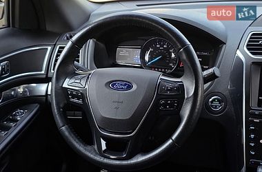 Позашляховик / Кросовер Ford Explorer 2017 в Києві