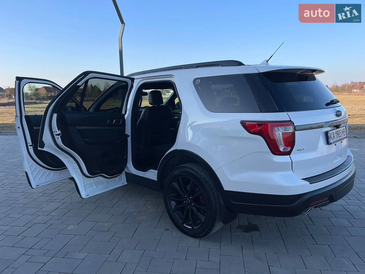 2018 Ford Explorer - мініатюра 68