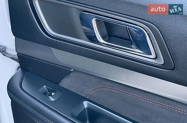 Позашляховик / Кросовер Ford Explorer 2018 в Рівному