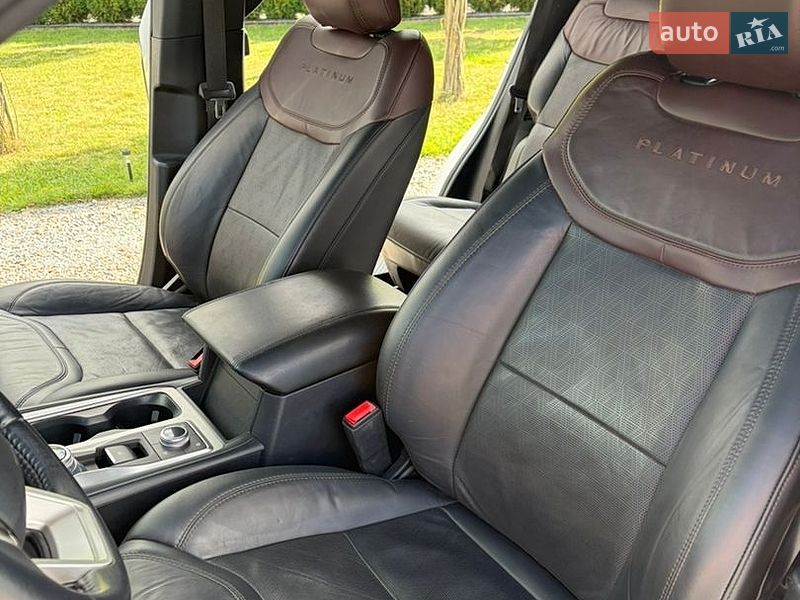 Внедорожник / Кроссовер Ford Explorer 2020 в Львове