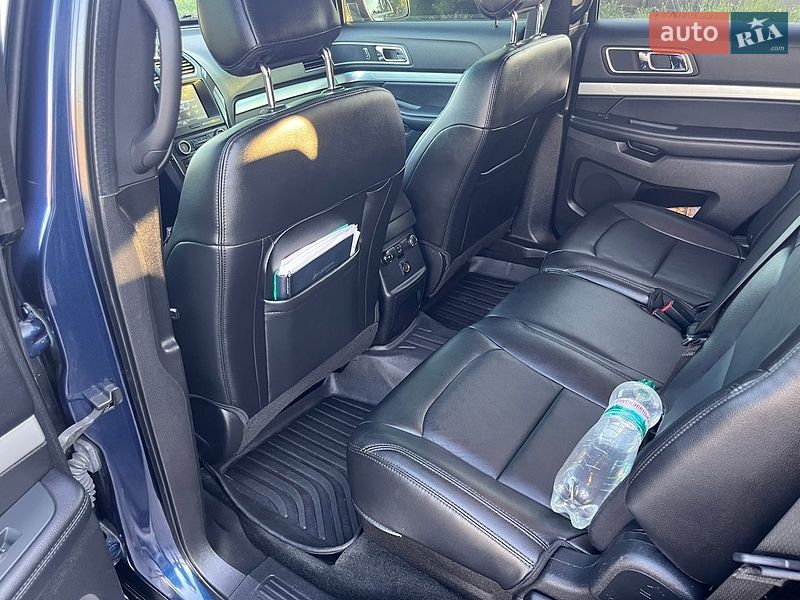 Внедорожник / Кроссовер Ford Explorer 2016 в Запорожье