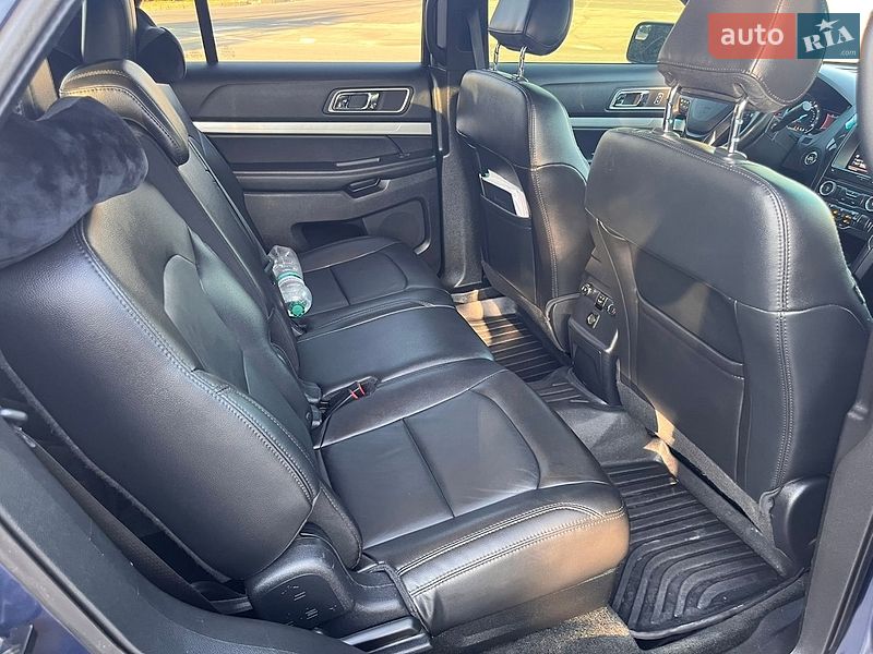 Внедорожник / Кроссовер Ford Explorer 2016 в Запорожье
