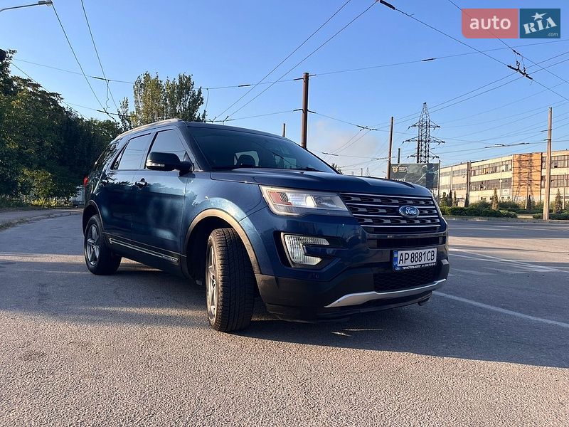 Внедорожник / Кроссовер Ford Explorer 2016 в Запорожье
