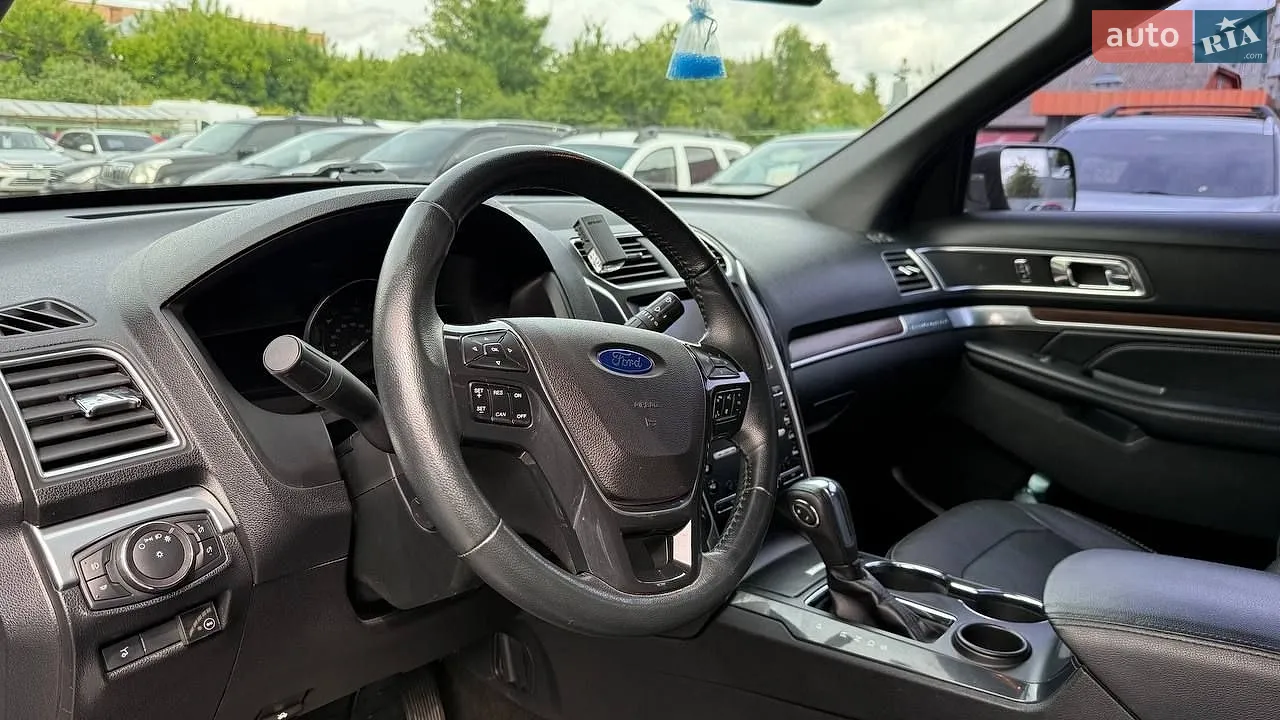 2017 Ford Explorer - мініатюра 10