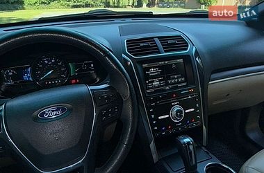 Внедорожник / Кроссовер Ford Explorer 2016 в Львове