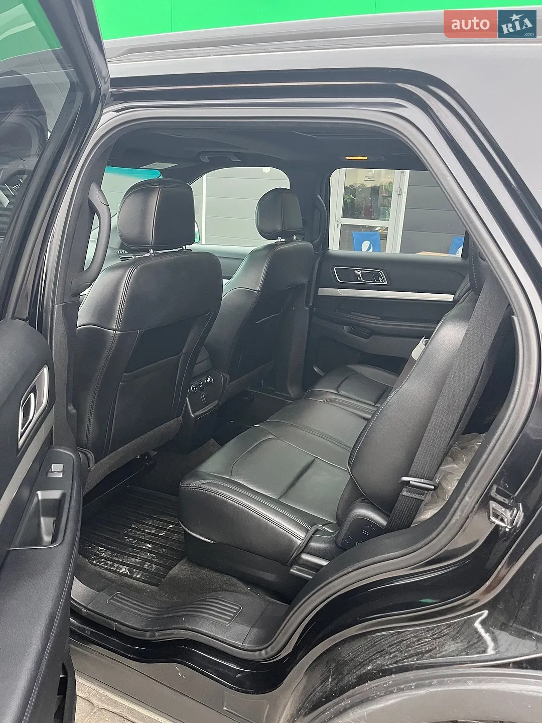 2016 Ford Explorer - мініатюра 9