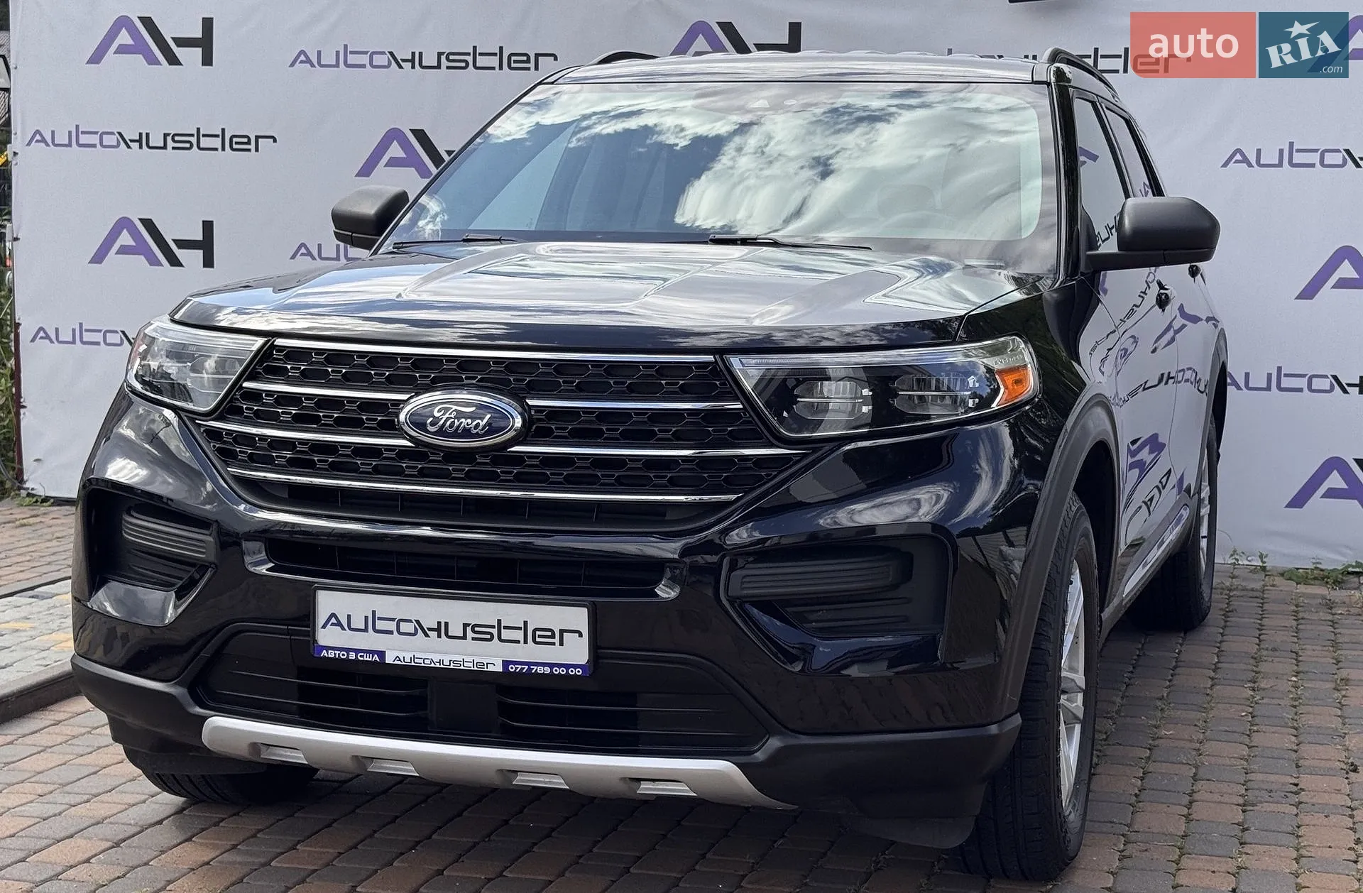 2020 Ford Explorer - мініатюра 11