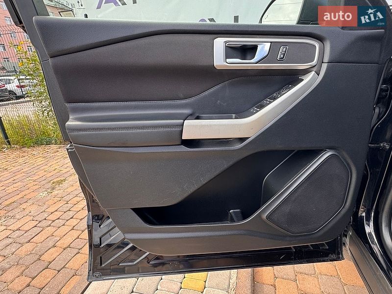 Позашляховик / Кросовер Ford Explorer 2020 в Києві
