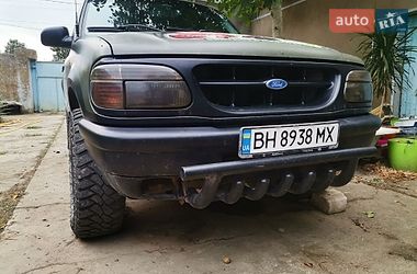 Позашляховик / Кросовер Ford Explorer 1995 в Татарбунарах