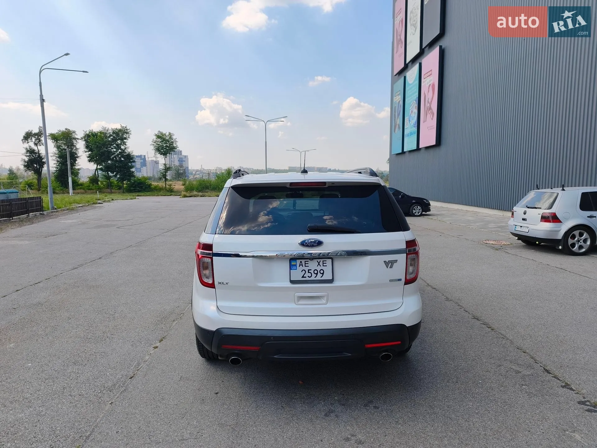 2014 Ford Explorer - мініатюра 4