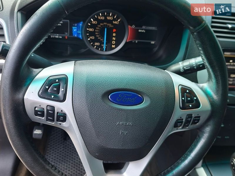 Позашляховик / Кросовер Ford Explorer 2014 в Харкові