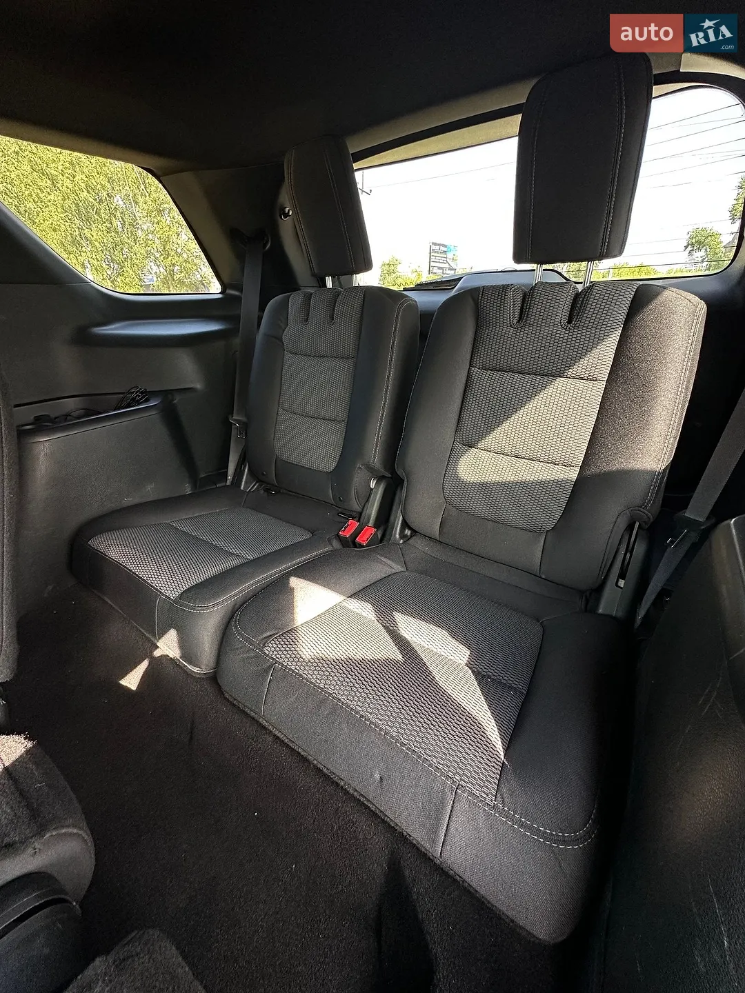 2018 Ford Explorer - мініатюра 21