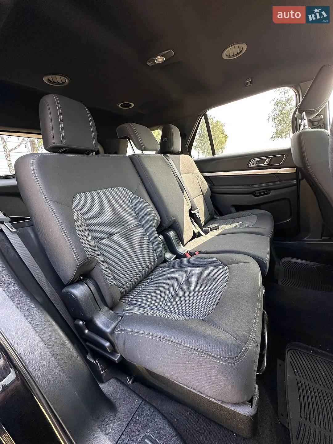 2018 Ford Explorer - мініатюра 23