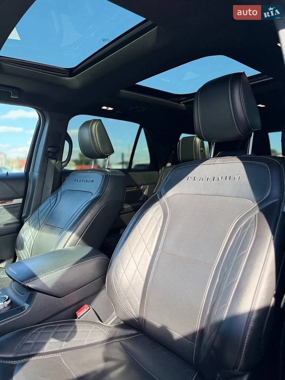2018 Ford Explorer - мініатюра 13
