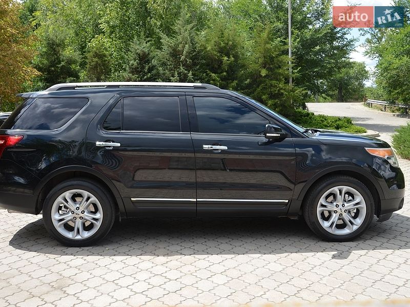 Внедорожник / Кроссовер Ford Explorer 2013 в Павлограде