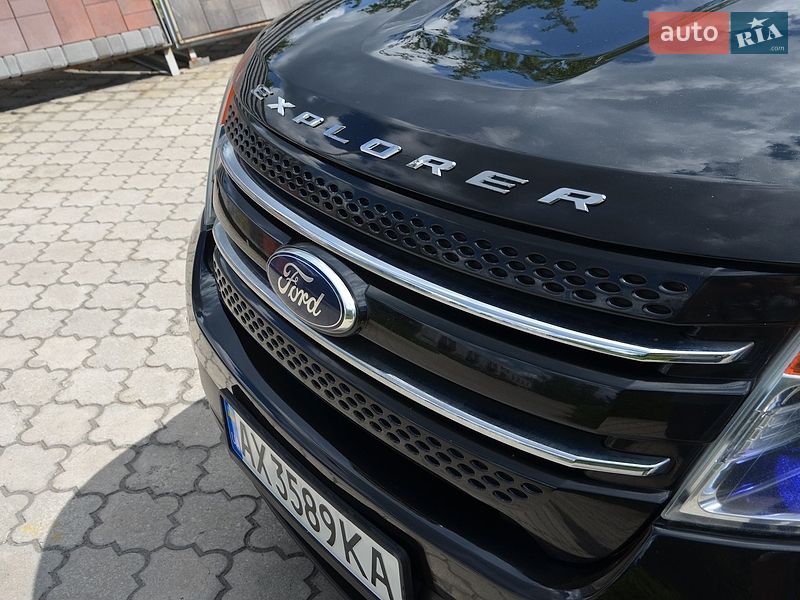 Внедорожник / Кроссовер Ford Explorer 2013 в Павлограде