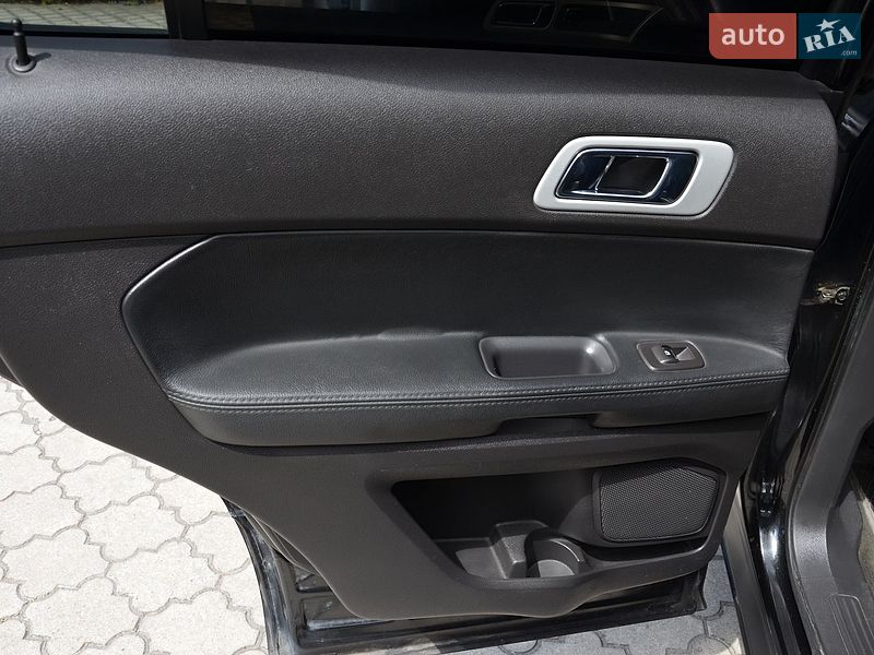 Внедорожник / Кроссовер Ford Explorer 2013 в Павлограде